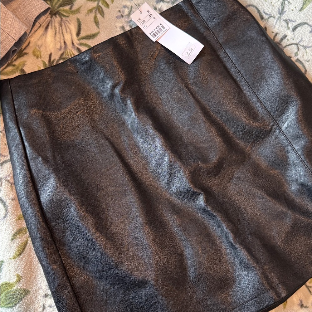 Topshop PETITE Black Mini skirt